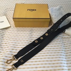 Fendi leather shoulder strap